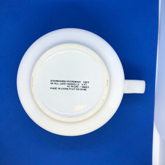 Vintage Campbells Kids Soup Bowl with Handle Barbecue Scene Large Cup - Picture 3 of 4